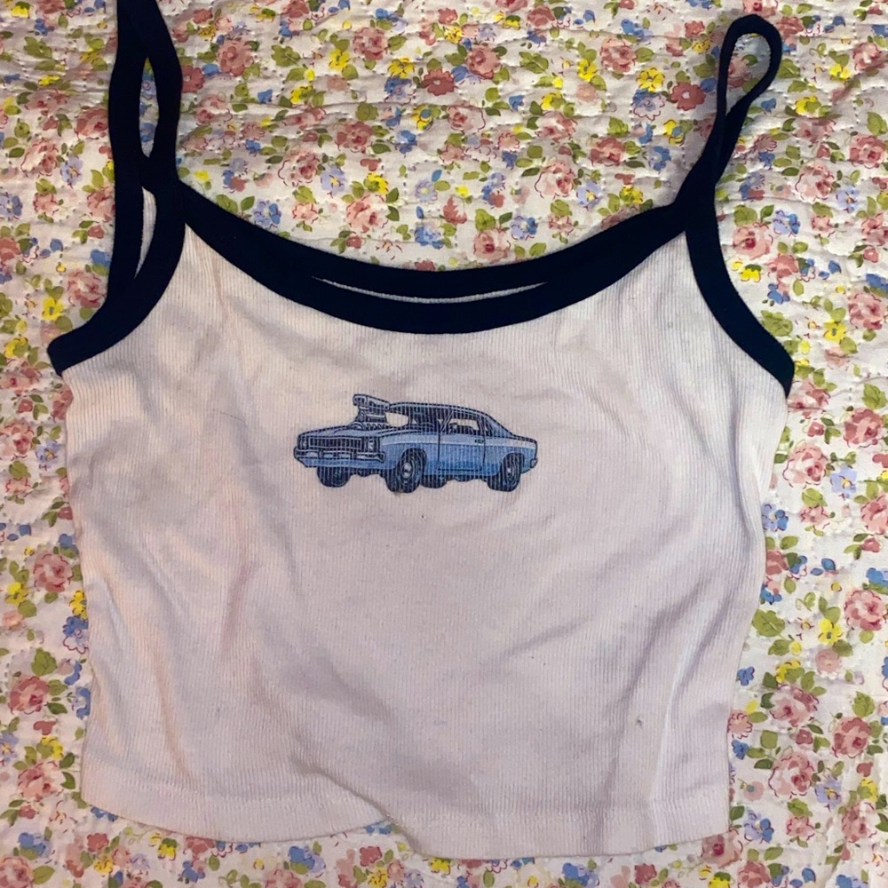 Cropped Graphic Tee